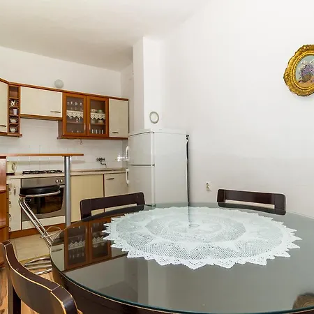 Apartman Ana Biograd Na Moru