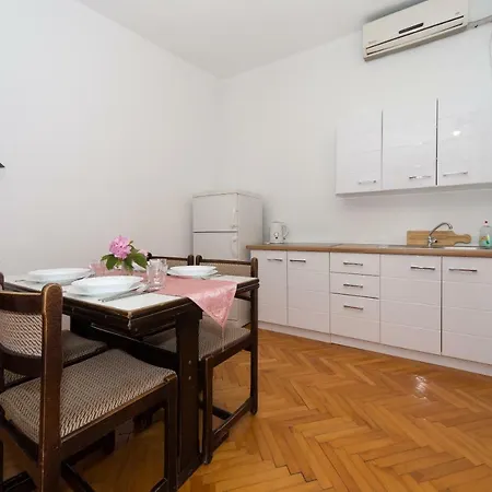 Ana Apartament Biograd Na Moru